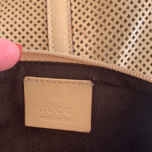 Gucci Beige Perforated Jackie Leather Shoulder Bag Used Authentic - Picture 7 of 16